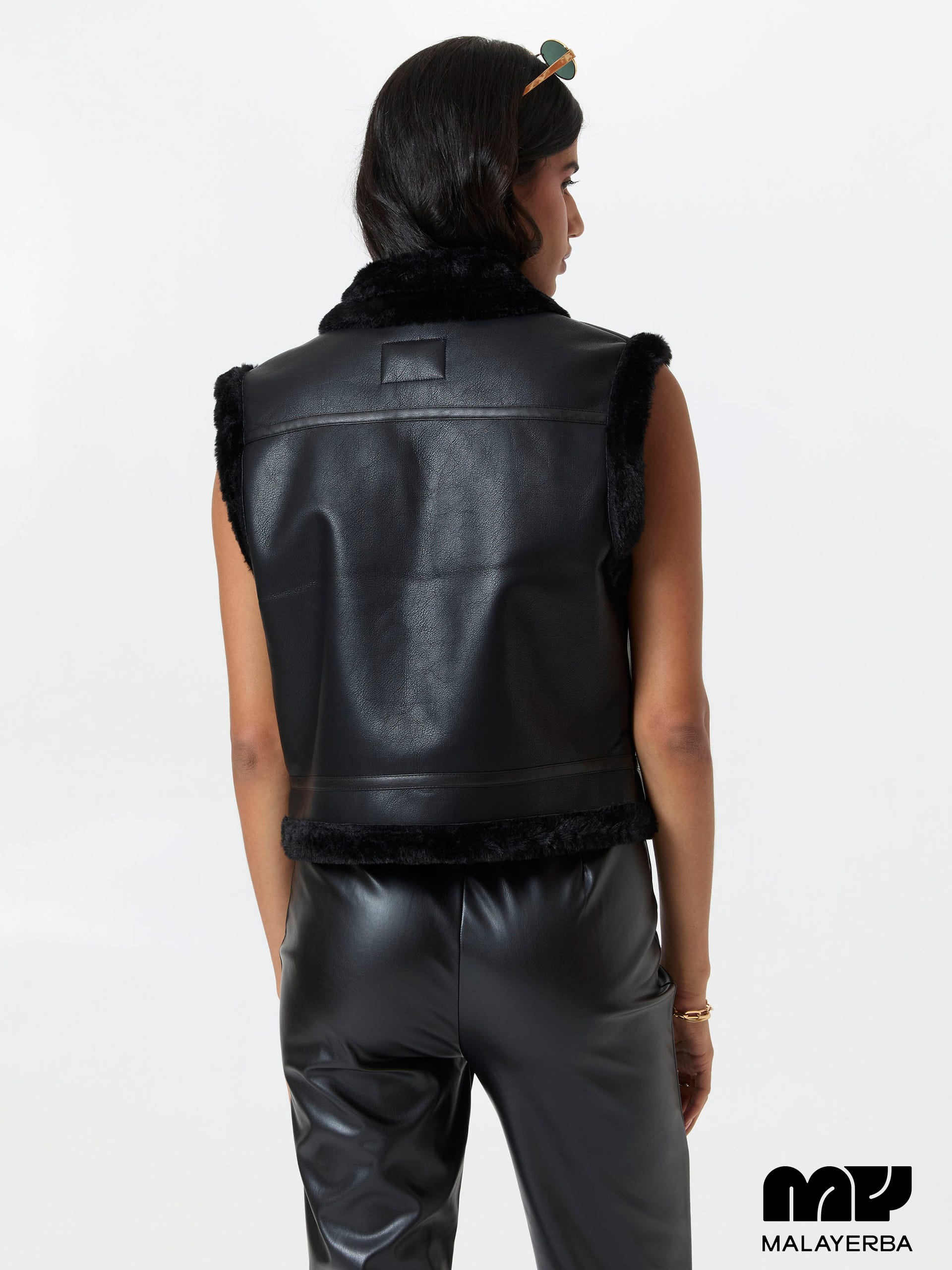 Chaleco PU con Borrega Negro