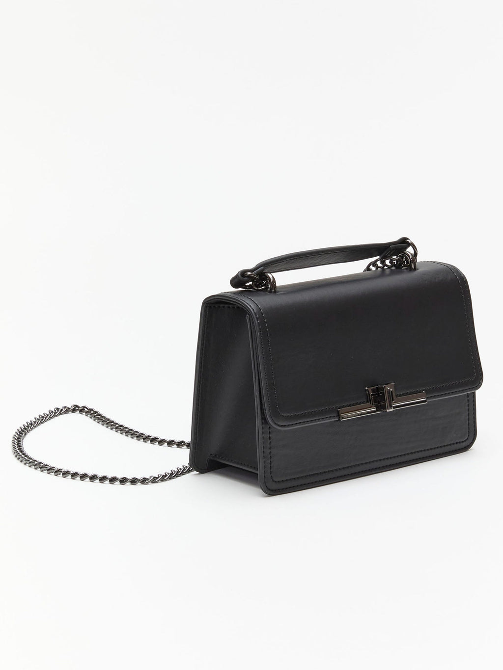 Bolsa con Detalles a Tono Negra