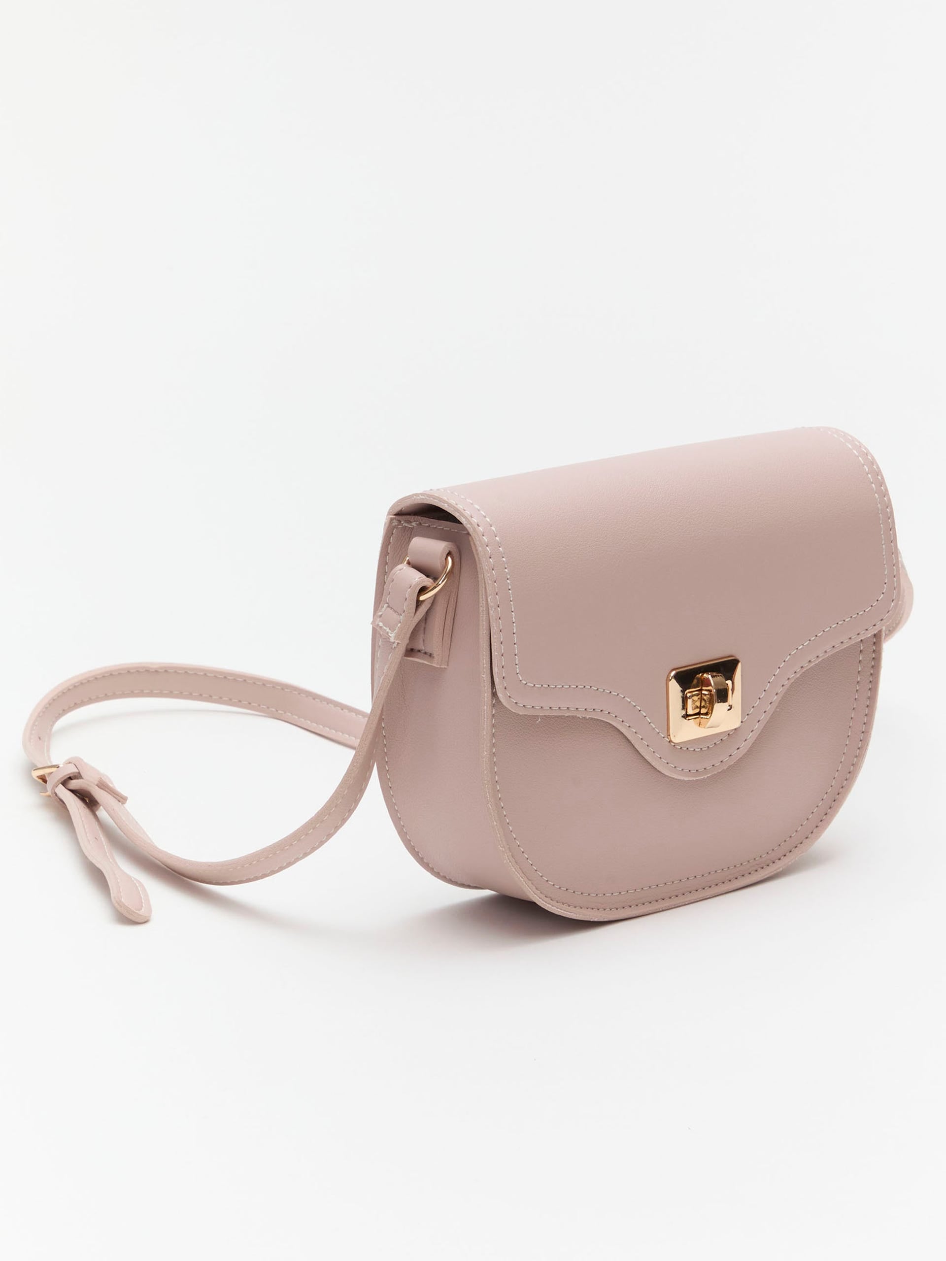 Bolsa con Broche Rosa