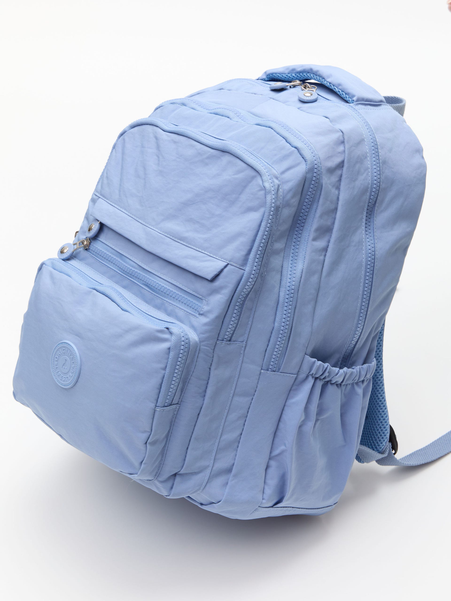 Mochila con Múltiples Cierres Azul Claro